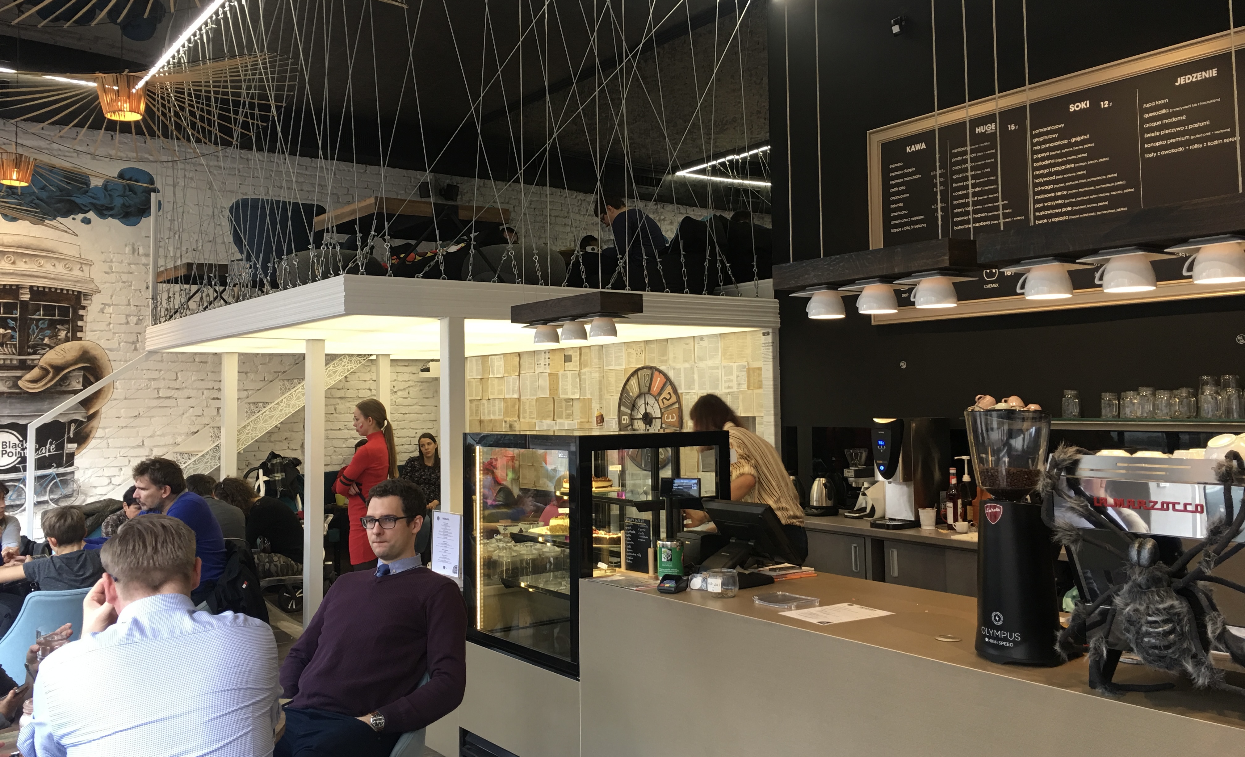 ヴロツワフのカフェBlack Point Cafe｜ポーランドの物価を日本と比較