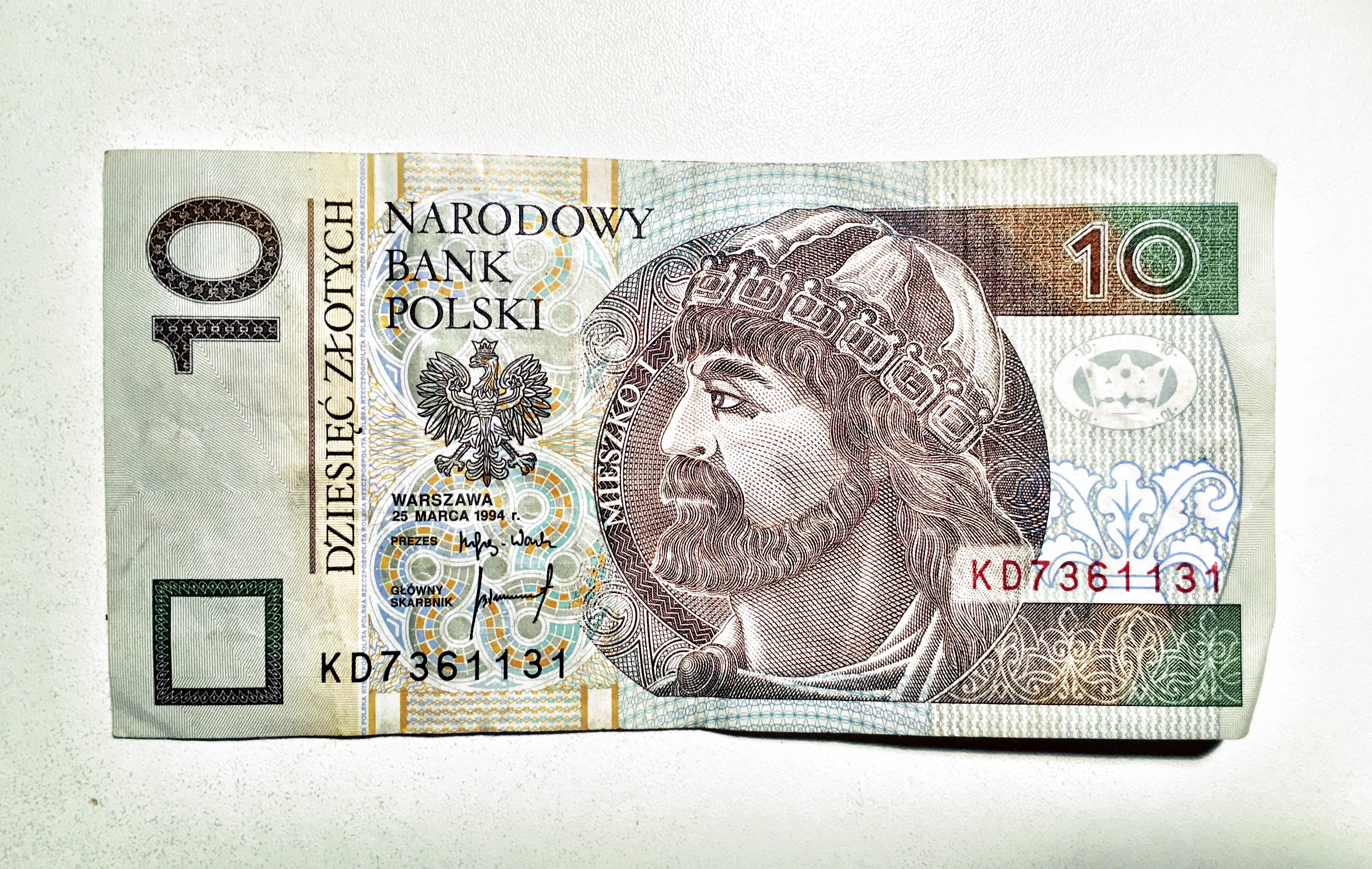 10ズロチ紙幣｜ポーランドの物価を日本と比較