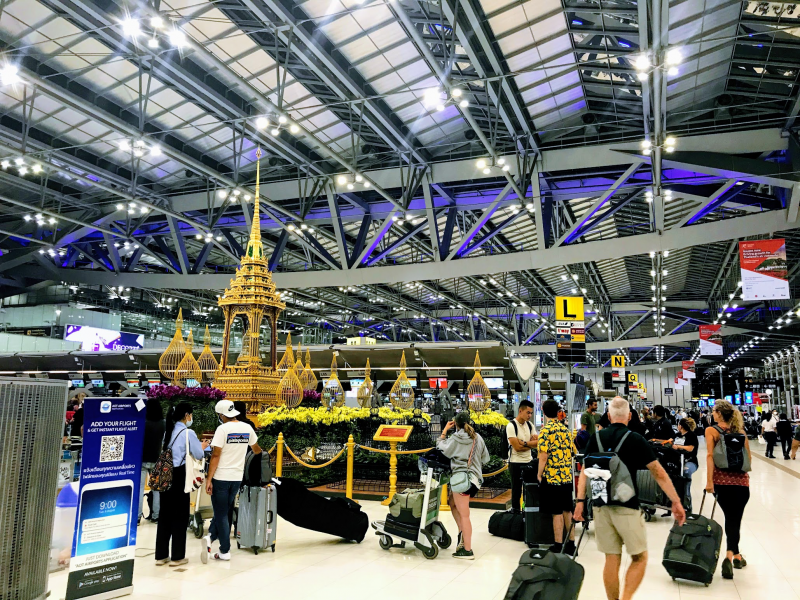 非常事態宣言直前のタイのバンコク・スワンナプーム国際空港の様子