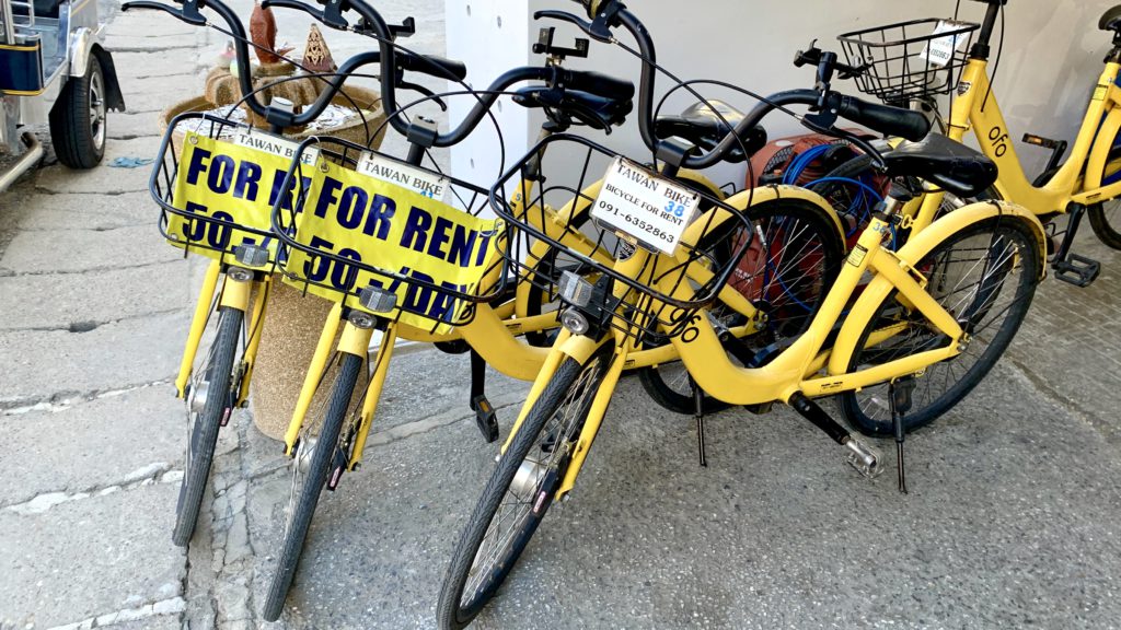 チェンマイの自転車レンタル1ヶ月1000バーツのTAWAN BIKEの黄色い自転車